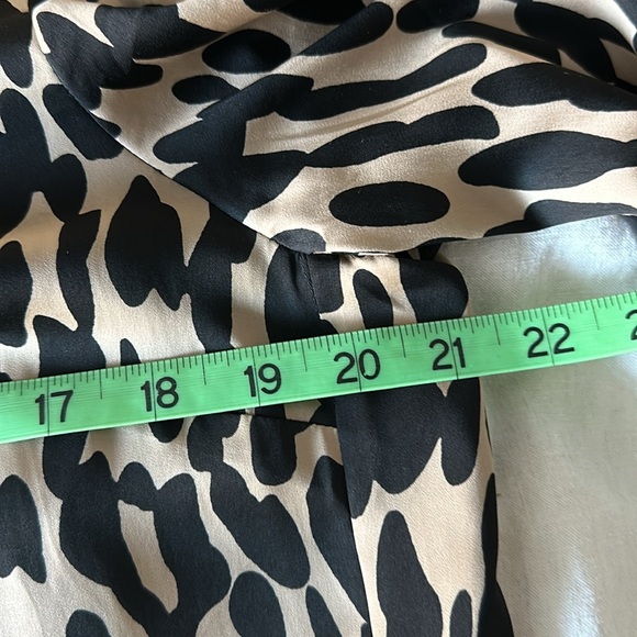 LOFT | Tunic Shift Dress | Leopard Print | Size 12 - Picture 13 of 14